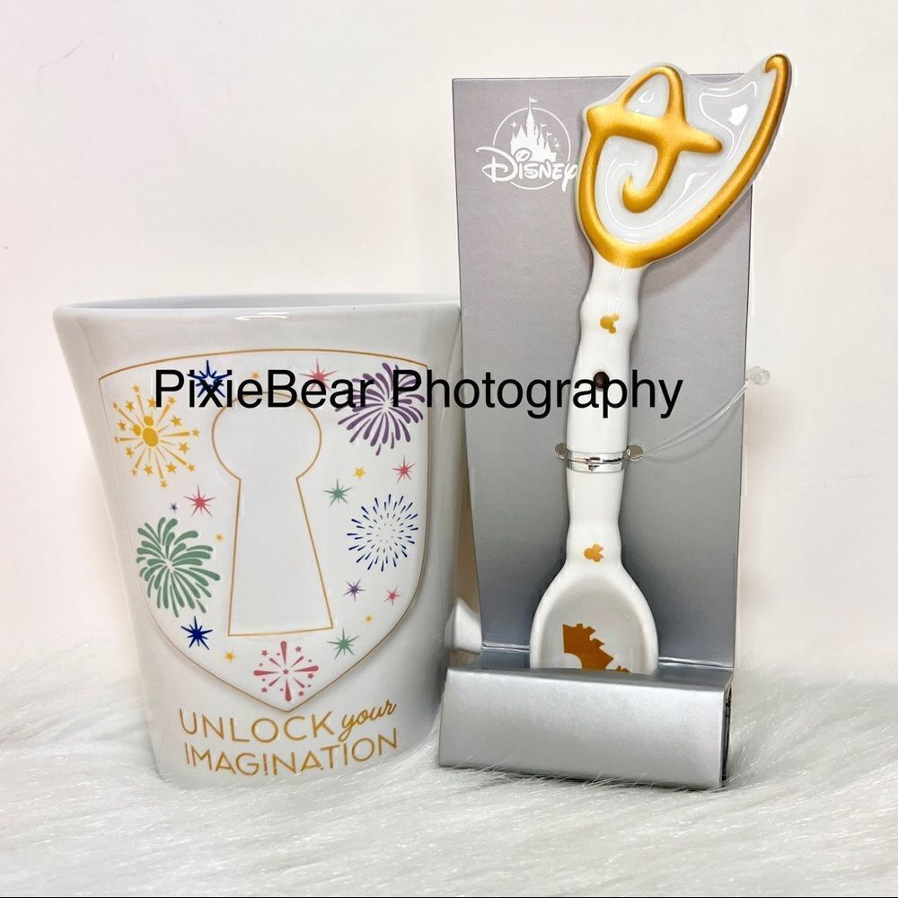 Imagination Key Mug & Spoon Set Mickey Disney New in Box In Hand! - Picture 2 of 3
